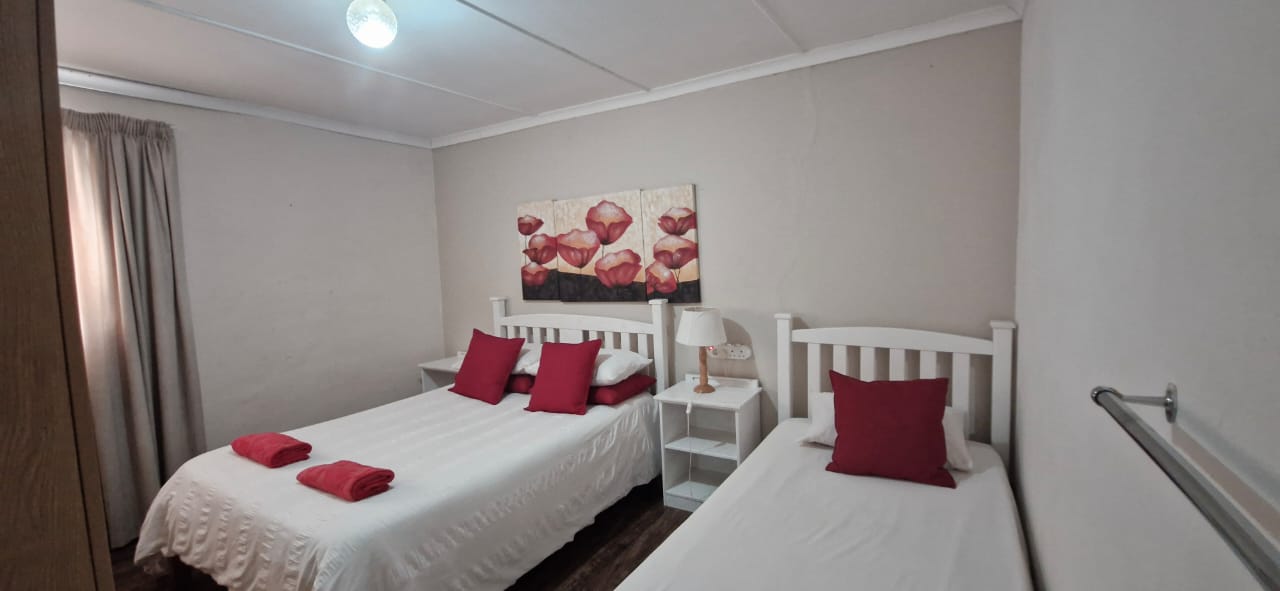 BEDROOM 11 BEDROOM 11